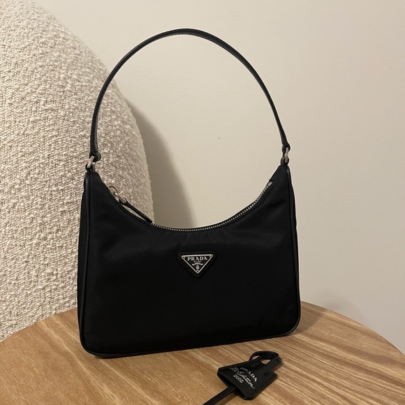 Prada Handbags - 100% auth Prada Re-Edition 2005 bag 🌟
